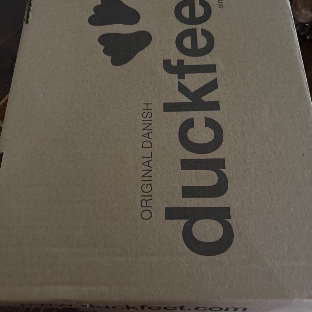 Duckfeet Shoe Box in Brown